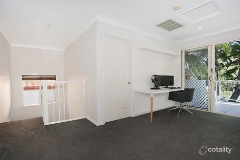 Property photo of 2/25 Ewan Street Southport QLD 4215