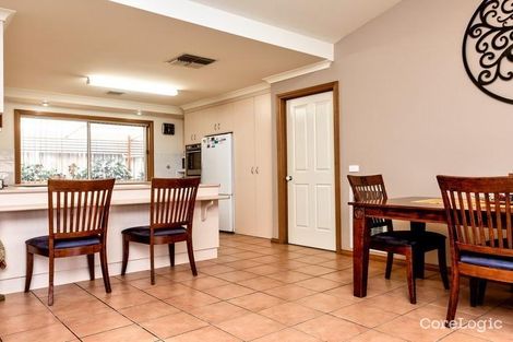 Property photo of 26 Kingfisher Drive West Wodonga VIC 3690
