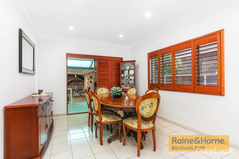 Property photo of 35 Glenview Avenue Earlwood NSW 2206