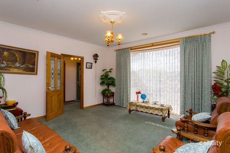 Property photo of 31 Boulevarde Drive Alfredton VIC 3350