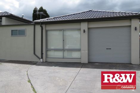 11 Ash Cl, Bossley Park, NSW 2176