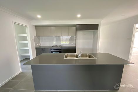 Property photo of 22 Augusta Close Heddon Greta NSW 2321