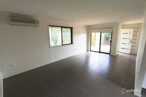 Property photo of 2/9 Raftery Street Ashmore QLD 4214