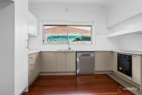 23 Owen Rd, Hamilton Hill, WA 6163