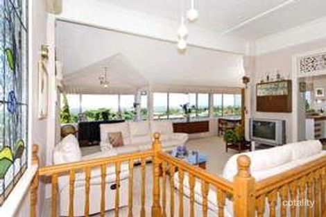 Property photo of 152 Coreen Street Wynnum QLD 4178