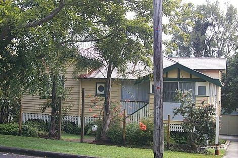 9 Clifton St, Wilston, QLD 4051