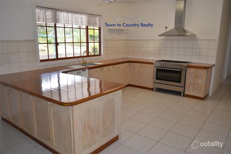 Property photo of 66 Gordon Earl Drive Millstream QLD 4888