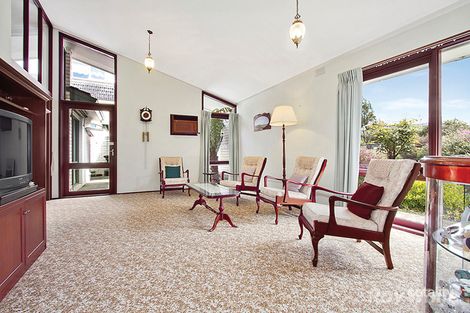 Property photo of 10 Wedge Court Glen Waverley VIC 3150
