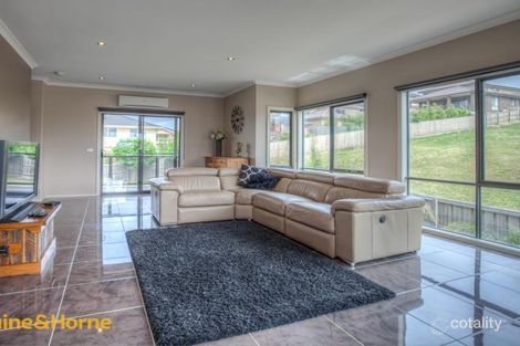 Property photo of 21 Windsor Rise Sunbury VIC 3429