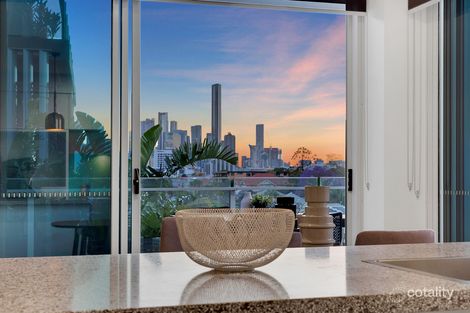 Property photo of 704/113 Commercial Road Teneriffe QLD 4005