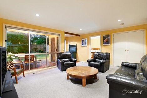 Property photo of 12 The Boulevard Pascoe Vale South VIC 3044