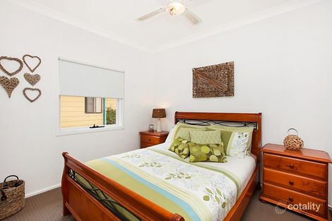 Property photo of 53 Kincumber Crescent Davistown NSW 2251