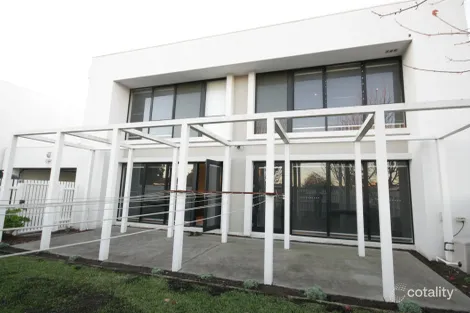 Property photo of 55 Villa Road Springvale VIC 3171