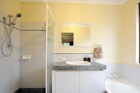 Property photo of 116 East Road Pearsall WA 6065