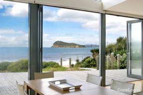 Property photo of 46 Coral Crescent Pearl Beach NSW 2256