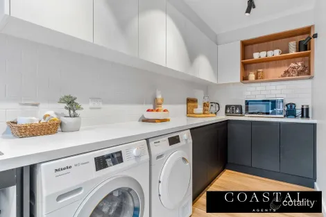 Property photo of 120 Rosedale Grove Frankston South VIC 3199