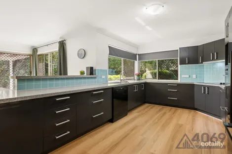 Property photo of 49 Gibson Crescent Bellbowrie QLD 4070
