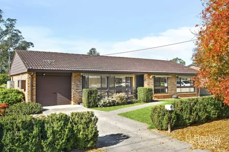 8 Campbell St, Thirlmere, NSW 2572