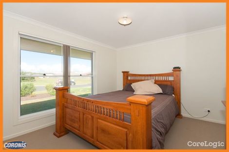 Property photo of 25 Dewdrop Place Ningi QLD 4511