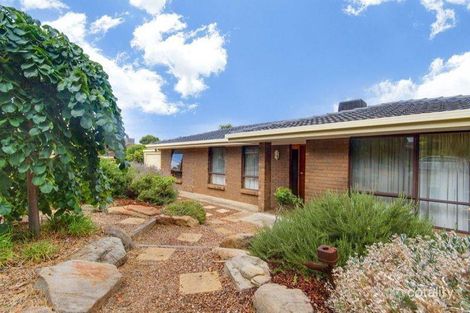 11 Noritake Rd, Modbury Heights, SA 5092