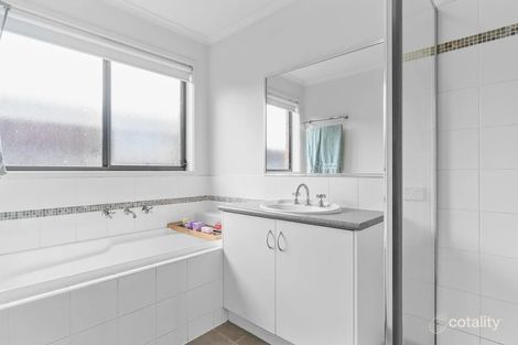 Property photo of 19 Scarlett Avenue Carrum Downs VIC 3201