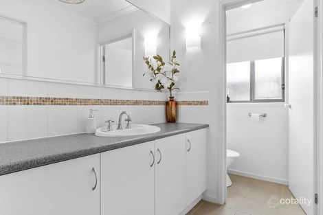 Property photo of 19 Scarlett Avenue Carrum Downs VIC 3201