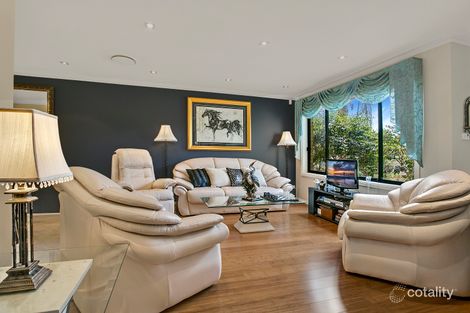 Property photo of 8 Tench Way West Hoxton NSW 2171