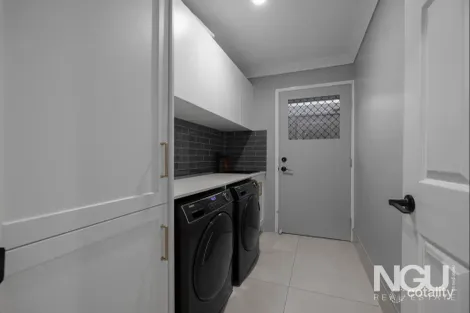 Property photo of 34 Jezabel Drive Springfield Lakes QLD 4300