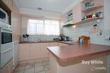 Property photo of 24 Navarre Drive Cranbourne West VIC 3977