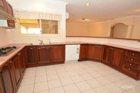 Property photo of 3 Sarandon Close McDowall QLD 4053