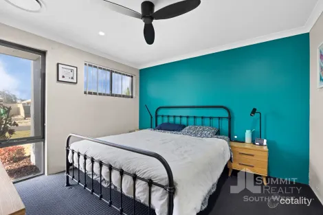 Property photo of 8 Tiffany Centre Dalyellup WA 6230