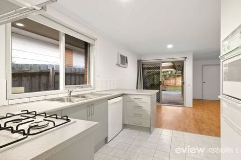 Property photo of 31 Maltravers Crescent Cranbourne North VIC 3977