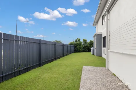 Property photo of 27 Flintwood Crescent Palmview QLD 4553