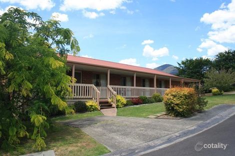 8 Currawong Rd, Healesville, VIC 3777