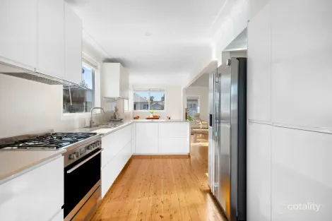 Property photo of 28 Heininger Street Dapto NSW 2530