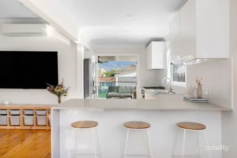 Property photo of 28 Heininger Street Dapto NSW 2530