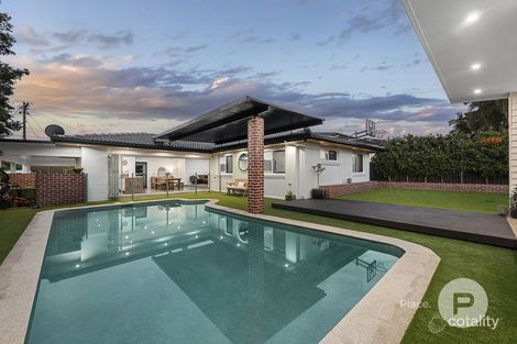 12 Caradon St, Albany Creek, QLD 4035