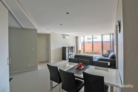 1/3 Rockingham Rd, Hamilton Hill, WA 6163