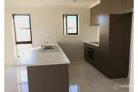 Property photo of 32 Vermont Drive Parkhurst QLD 4702