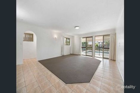 Property photo of 7 Sara Avenue Broadbeach Waters QLD 4218