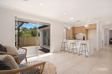 Property photo of 17 Beaconsfield Drive Burleigh Waters QLD 4220