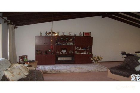 Property photo of 35 Hartung Way Bull Creek WA 6149