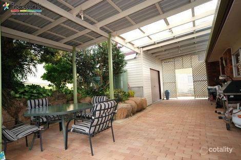 18 Bergin Rd, Ferny Grove, QLD 4055