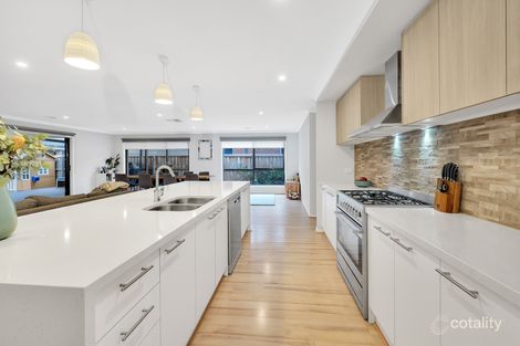 Property photo of 20 Magellan Crescent Werribee VIC 3030