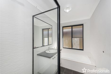 Property photo of 5 Alata Grove Byford WA 6122