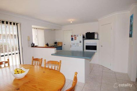 Property photo of 16 Colebrook Circle Secret Harbour WA 6173