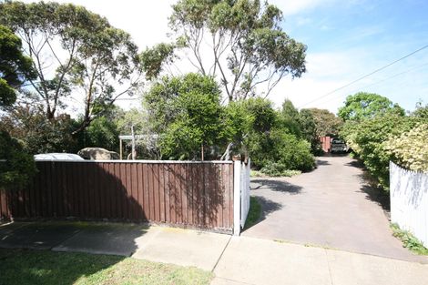 35 Melva Cres, Whittington, VIC 3219