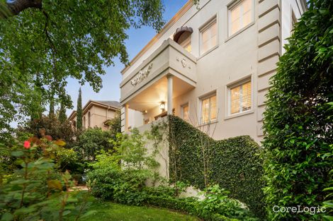 Property photo of 25 Glen Road Toorak VIC 3142