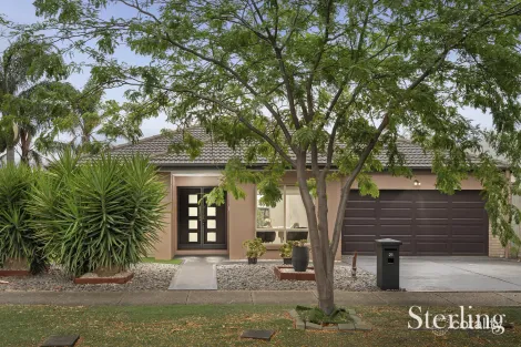 21 Whistler Cres, Point Cook, VIC 3030