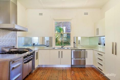 Property photo of 24 White Street East Tamworth NSW 2340